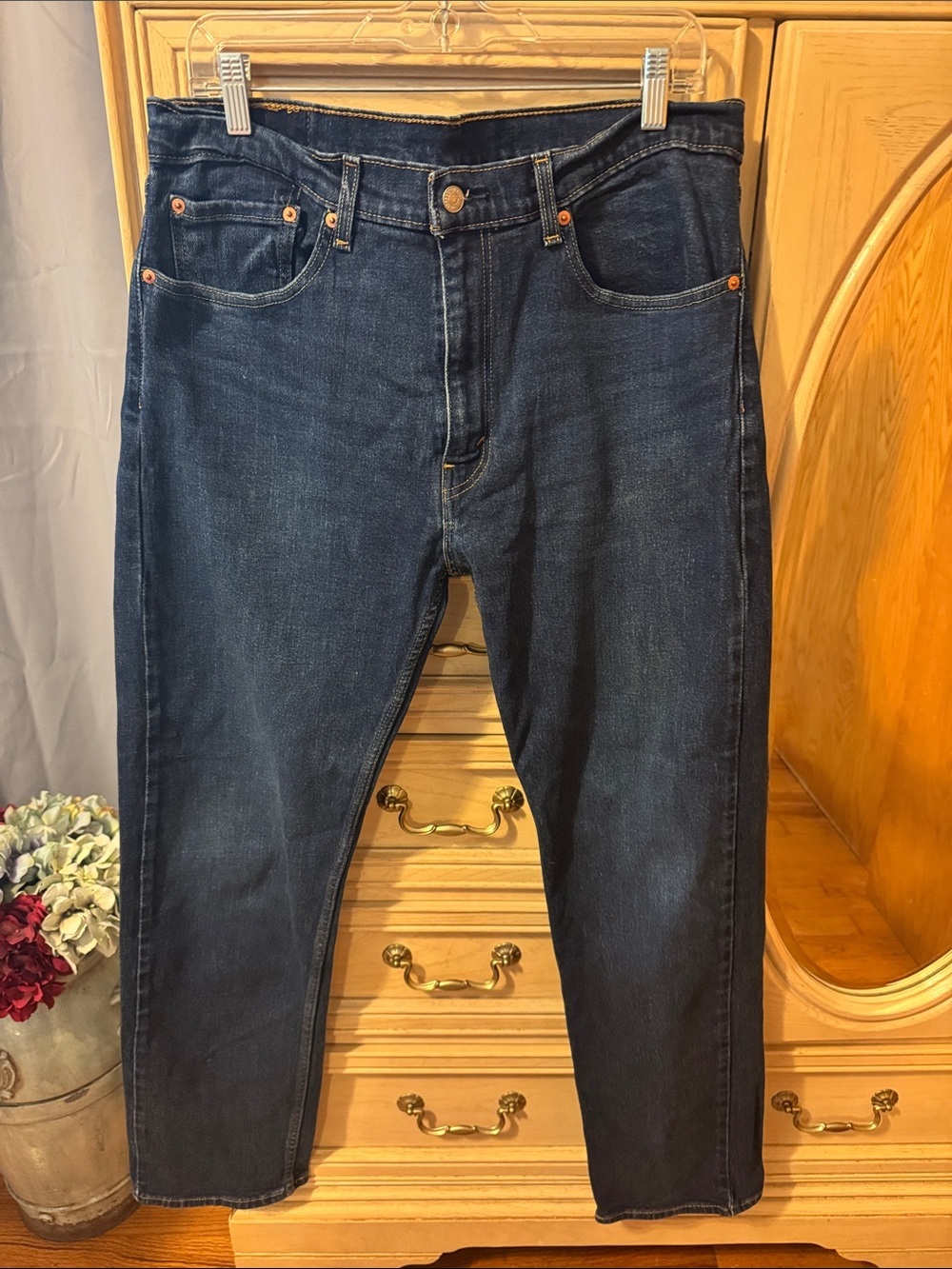 Men's Levi Strauss 505 Dark Blue Straight Fit Jeans - Picture 2 of 7
